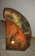 Kunstobjekt aus Olivenholz