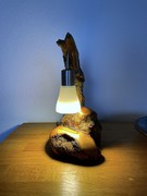 Leuchte aus Olivenholzwurzel
